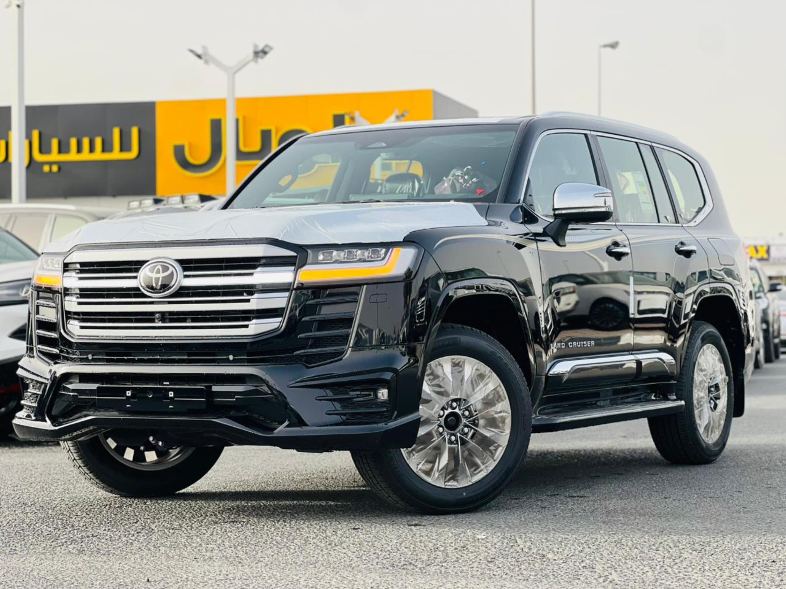TOYOTA LC 300 VXR OMANI 2026